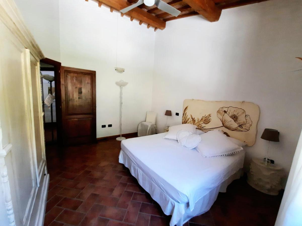 Il Casolare Val Di Mare Apartment Riparbella Luaran gambar